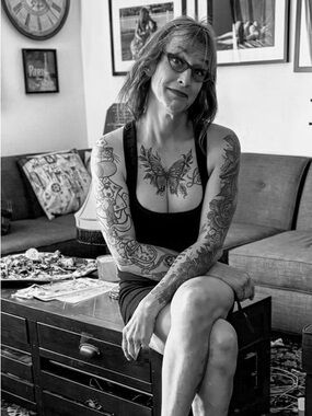 Meet your Posher, Christine mae